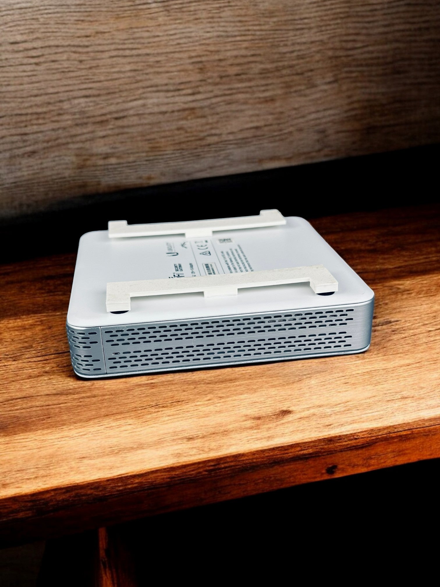 Wandhalterung oder Standhalterung z.B. passend für Ubiquiti  UniFi Cloud Gateway Ultra